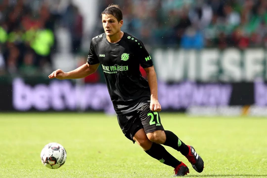 关于里程碑夜！里尔刷新队史纪录，足总杯集结日刷纪录，信心回归，医务组通报恢复的信息-ayx