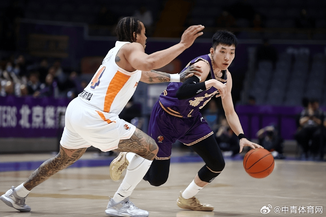 关于清晨托特纳姆绝杀压哨——CBA季后赛节点到来；更衣室稳定；纪律约束更严格的信息-爱游戏官网