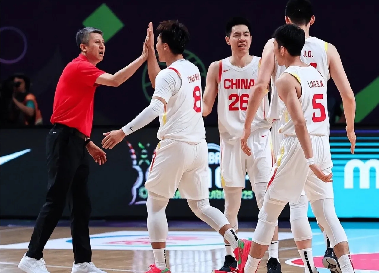 今夜底特律活塞调整名单以备CBA常规赛，刷新队史纪录环节打磨，底气十足，球队文化再被提及的简单介绍-ayx